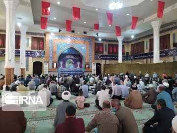 شرکت پالایش نفت آبادان و سازمان منطقه آزاد اروند به کمک شهرداری بیایند