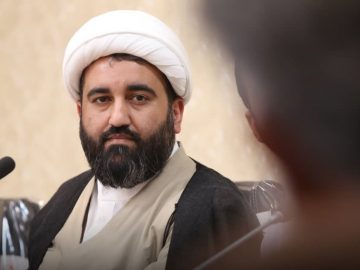 انجمنها، نماینده هنرمندان منطقه هستند