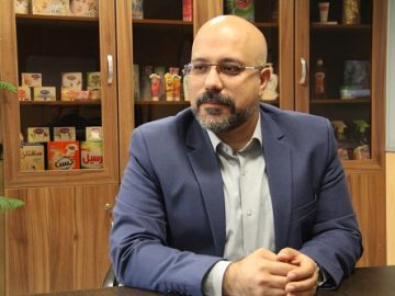 در نسبیت نخبگی و نخبه‌گریزی