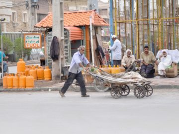 جنایت جنگ و مکافات بازسازی