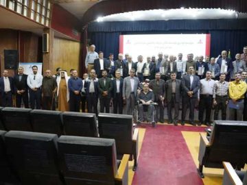 شرکت پالایش نفت آبادان در آیینی از  کارکنان این شرکت که در نیمه اول سال بازنشسته شدند تقدیر کرد