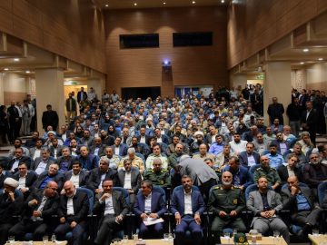 حضور مدیرعامل پالایشگاه آبادان در مراسم تکریم و معارفه مدیرعامل منطقه آزاد اروند