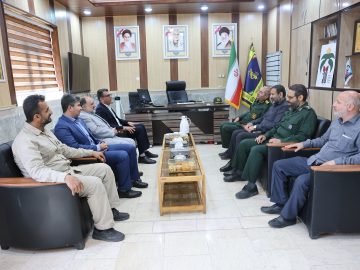 دیدار مدیران پالایشگاه آبادان با فرمانده سپاه شهرستان