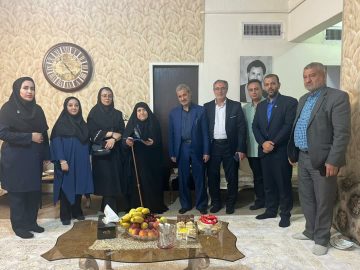 دیدار مدیران امور ایثارگران  پالایش و پخش با خانواده های شهدای پالایشگاه آبادان ساکن شیراز