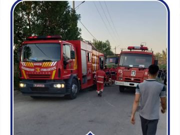 حضور آتش‌نشانان شرکت پالایش نفت آبادان در اطفاء حریق دهستان منیوحی