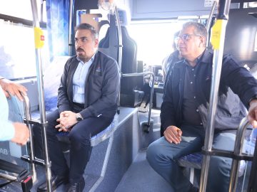 ۶ دستگاه مینیبوس به ناوگان حمل و نقل پالایشگاه آبادان پیوست